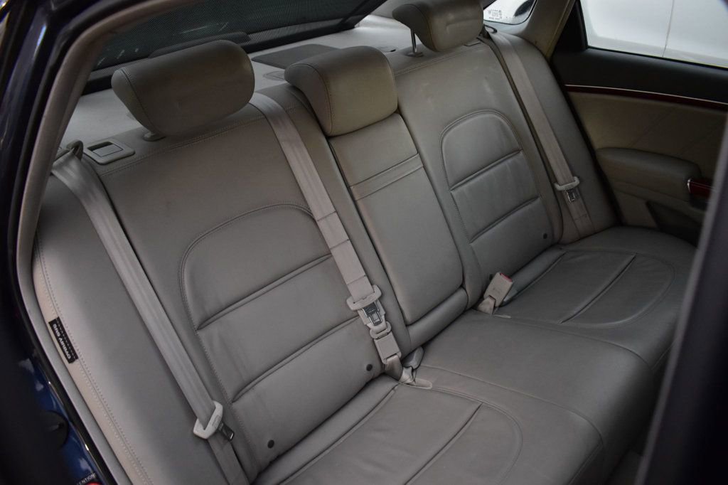 Used 2006 Hyundai Azera SE image 24