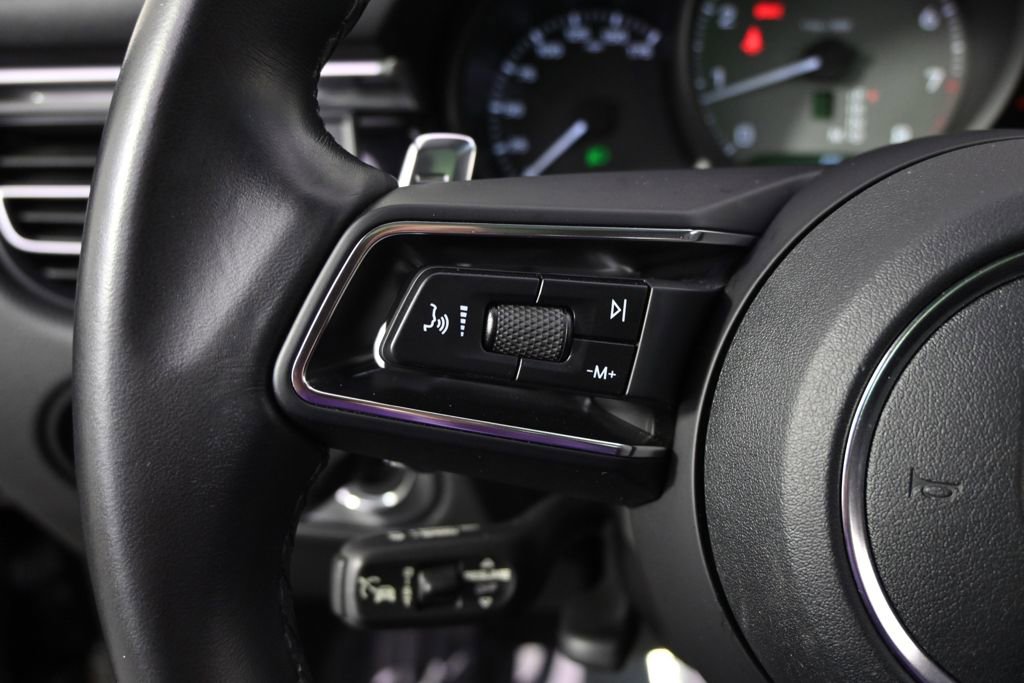 Used 2023 Porsche Macan S image 39