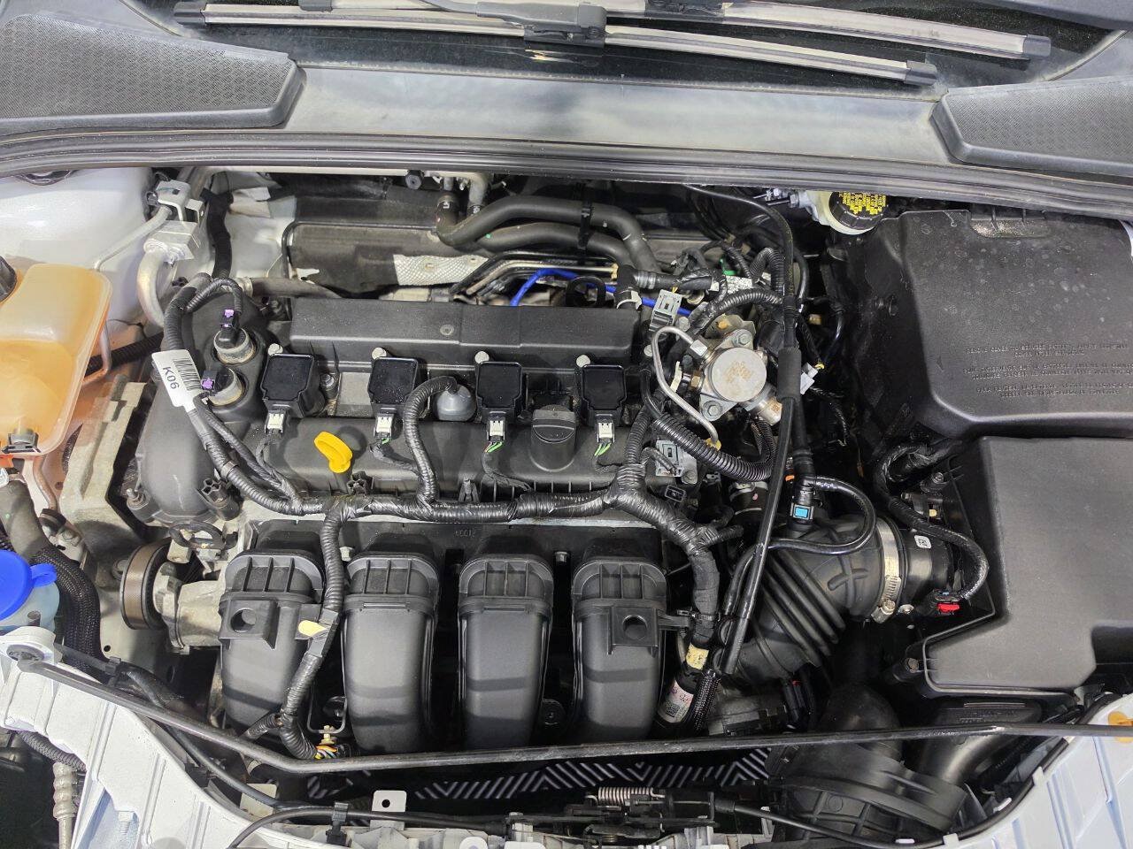 Used 2016 Ford Focus SE FWD image 29