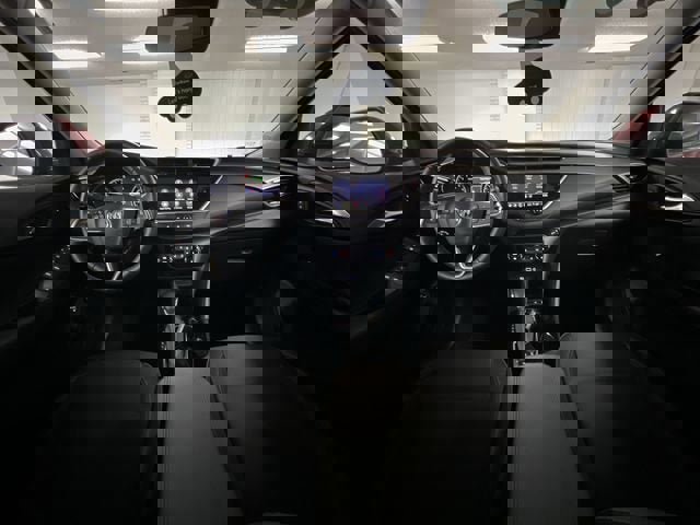 Certified 2021 Buick Encore GX Select image 19