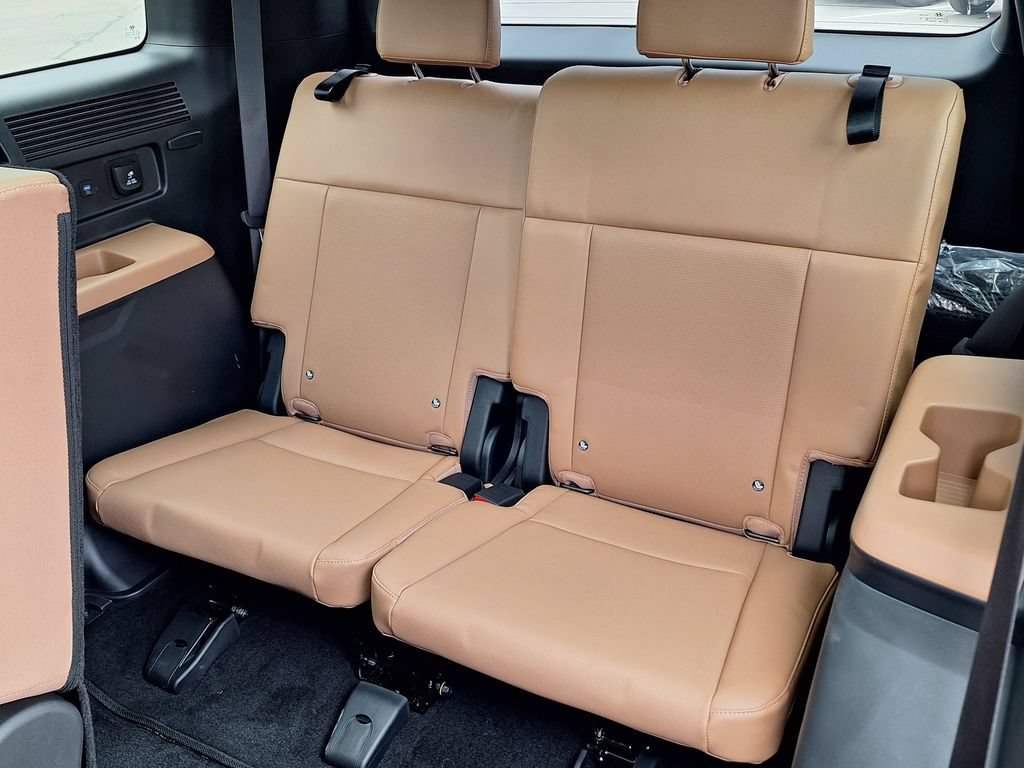 New 2025 Hyundai Santa Fe Limited AWD/4WD image 12