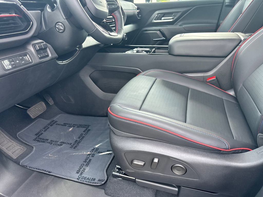 New 2024 Chevrolet Silverado EV RST AWD/4WD image 10