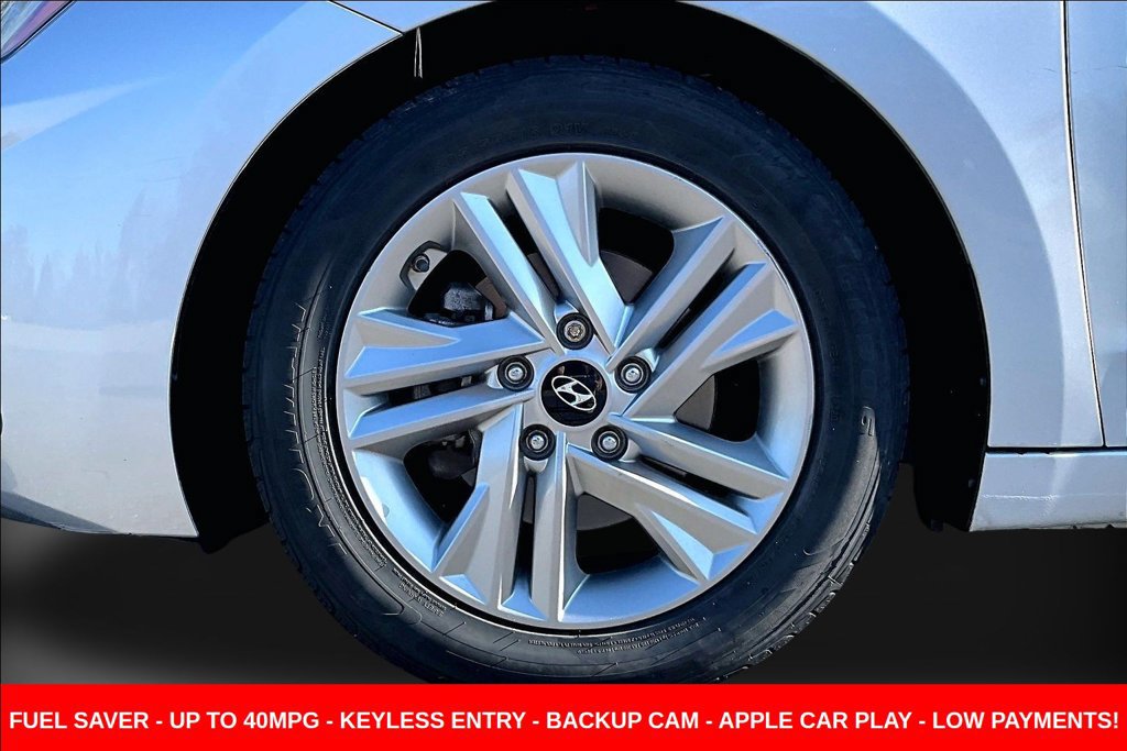 Used 2020 Hyundai Elantra SEL FWD image 36