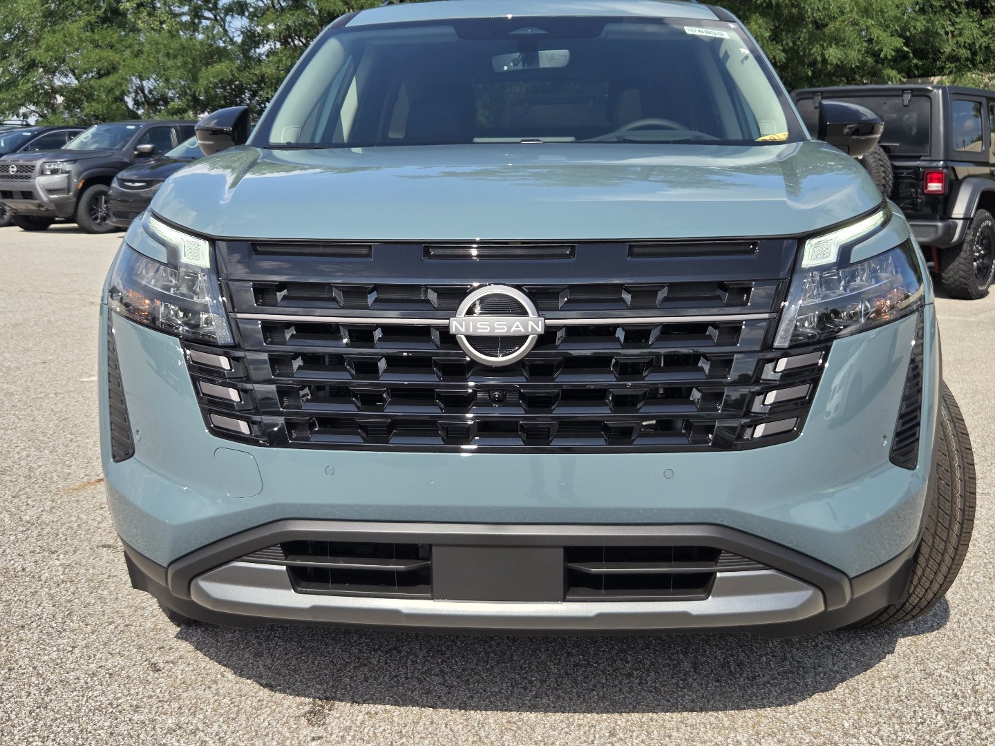 New 2026 Nissan Pathfinder Platinum AWD/4WD image 14