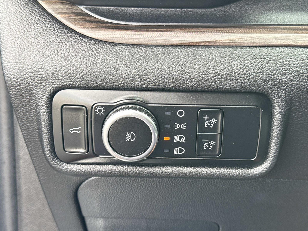 Certified 2023 Ford Explorer Limited RWD image 20