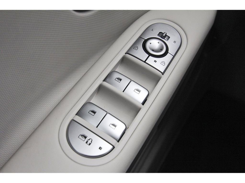 Certified 2024 Hyundai Ioniq 5 SE RWD image 24