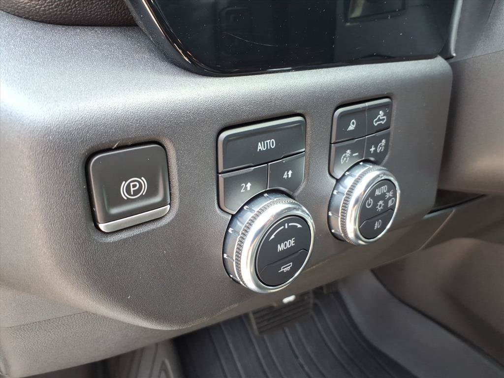 Used 2023 GMC Sierra 1500 SLT w/ SLT Premium Package AWD/4WD image 23
