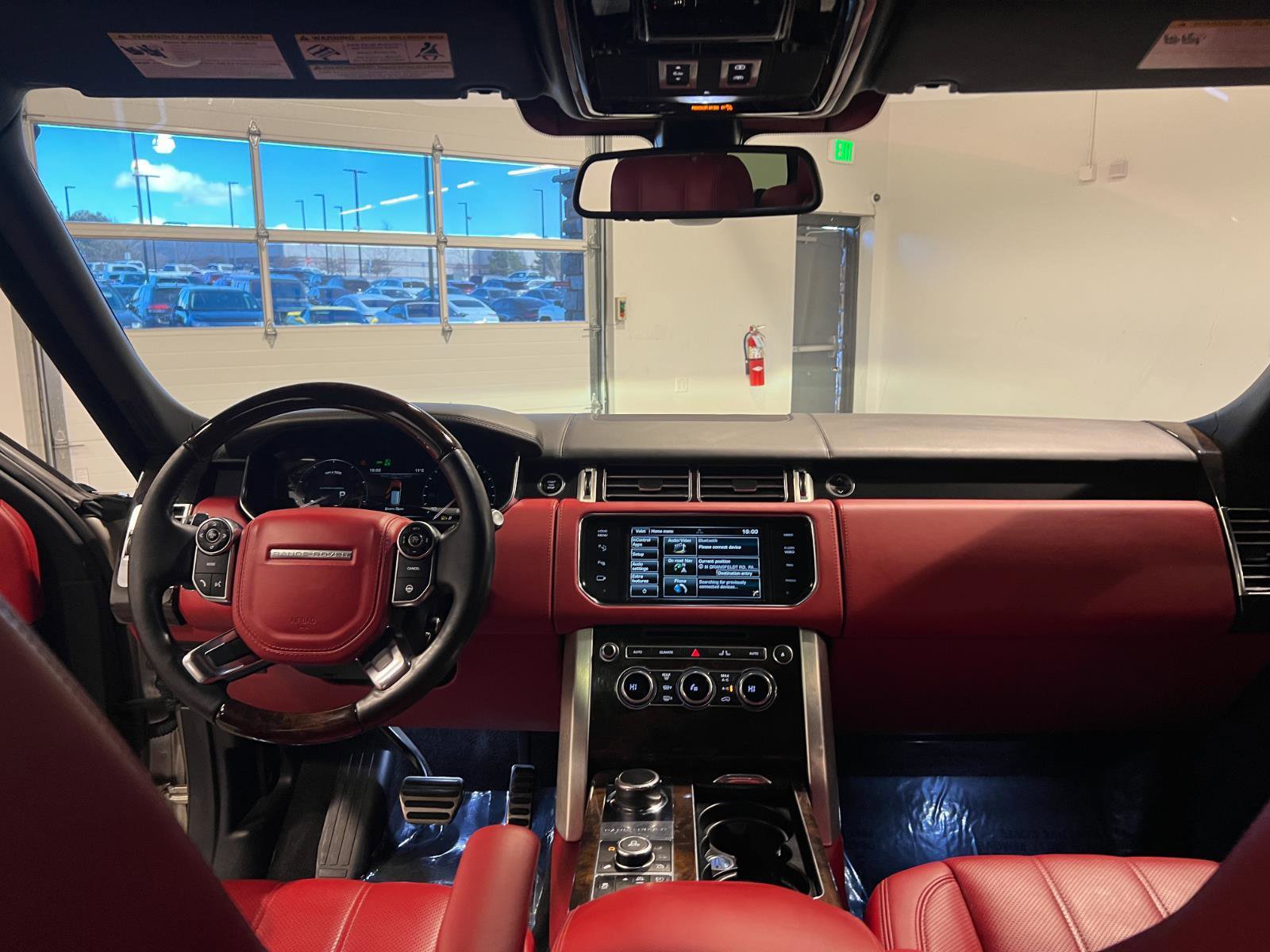 Used 2015 Land Rover Range Rover Autobiography image 33