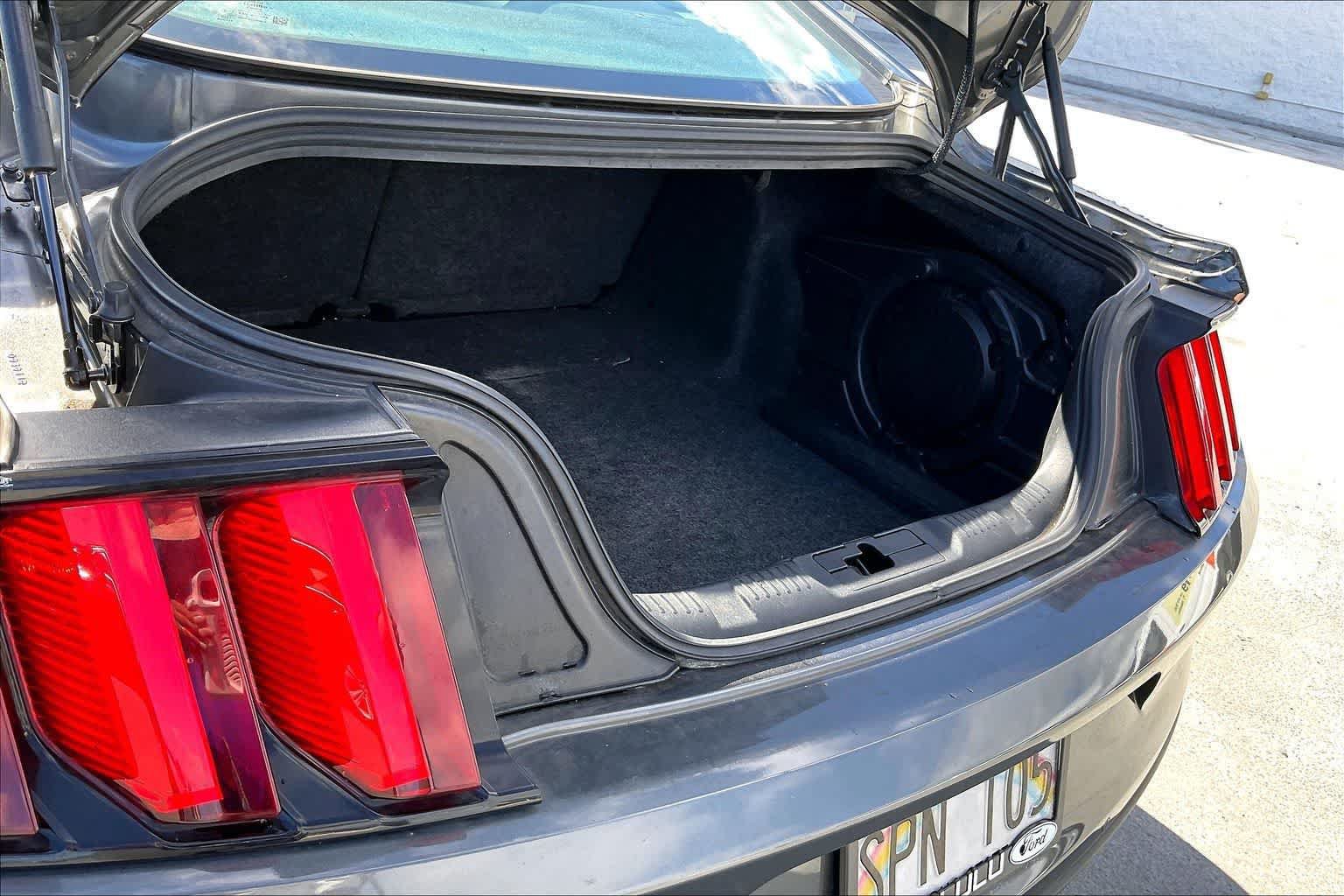 Used 2015 Ford Mustang GT Premium w/ Equipment Group 401A RWD image 17