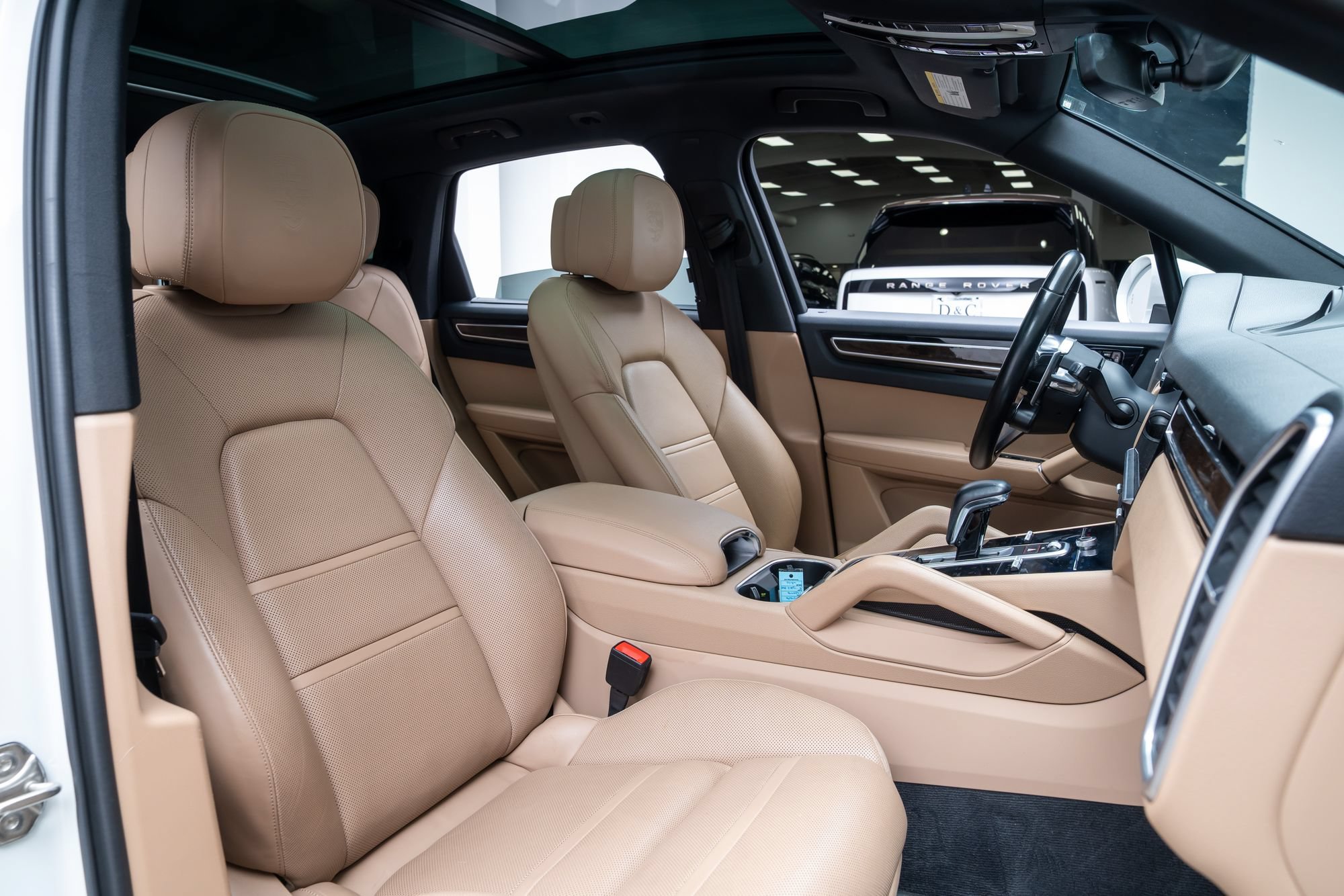 Used 2019 Porsche Cayenne E-Hybrid AWD/4WD image 25