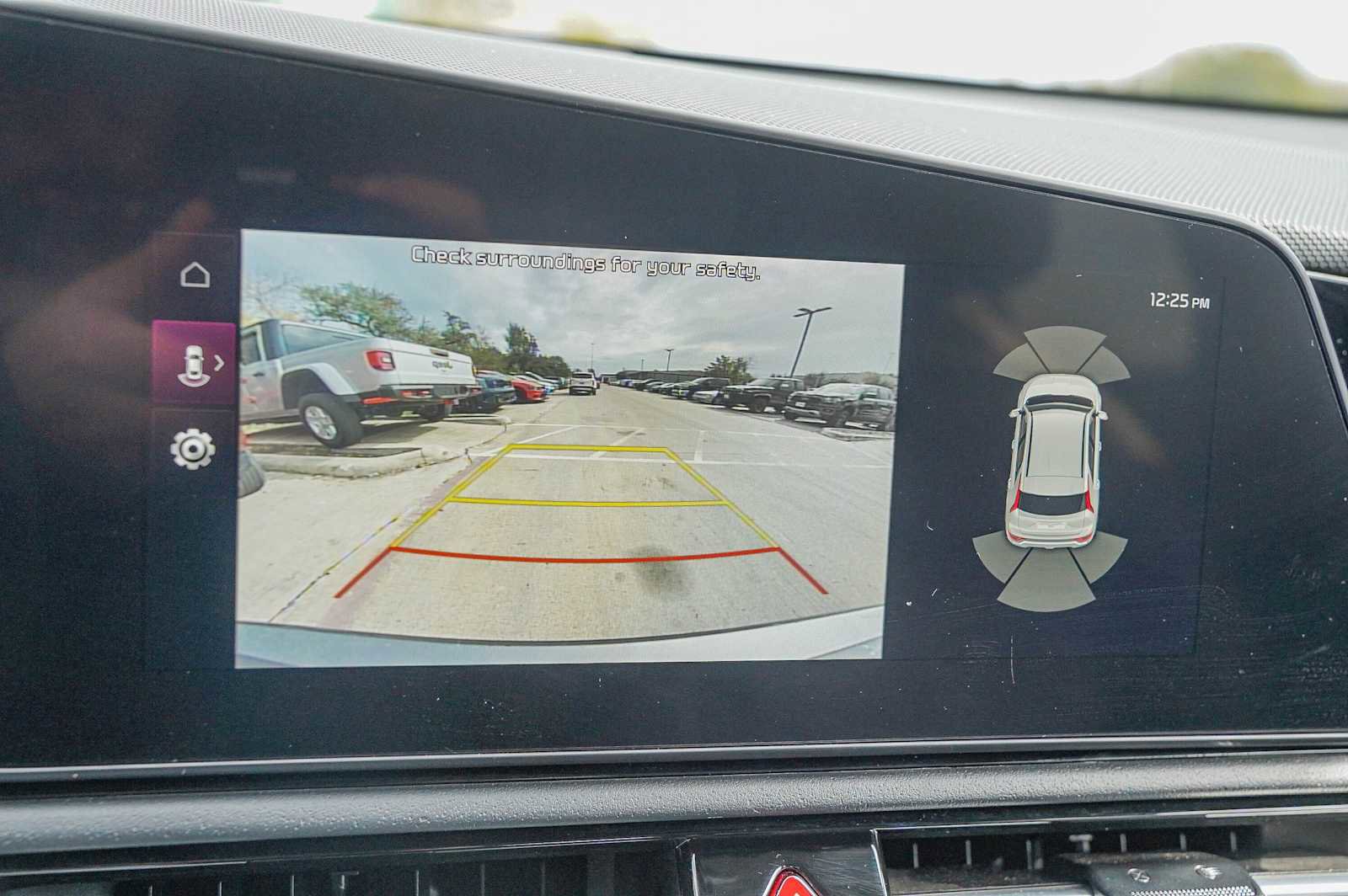 Certified 2024 Kia Niro SX Touring image 18