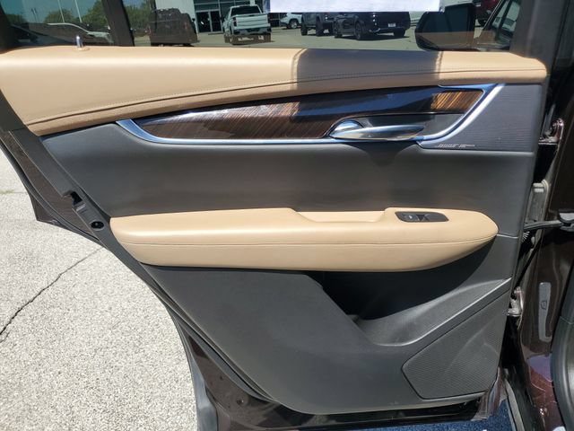 Used 2020 Cadillac XT6 Sport w/ Platinum Package AWD/4WD image 18