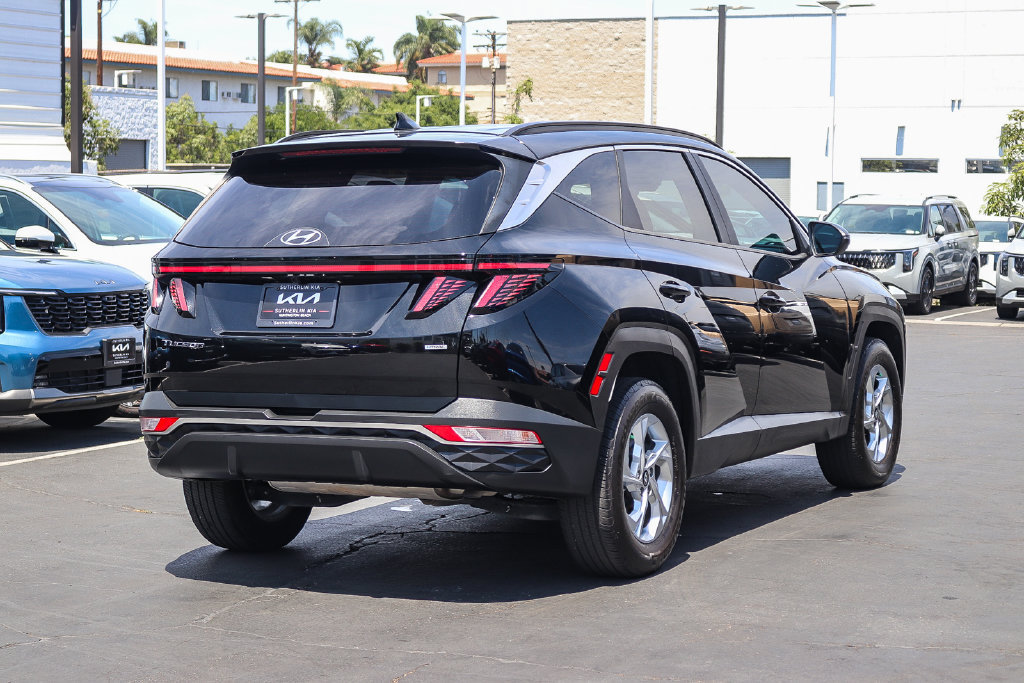 Used 2022 Hyundai Tucson SEL w/ Cargo Package AWD/4WD image 4
