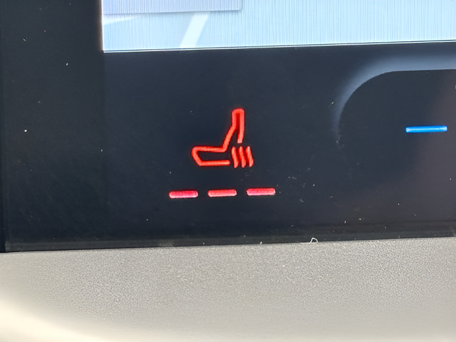 Used 2023 Ford Escape Active w/ Tech Pack #2 AWD/4WD image 10