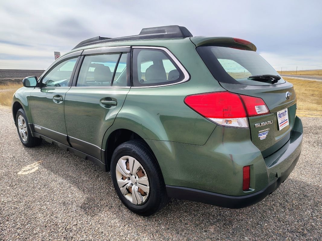 Used 2012 Subaru Outback 2.5i AWD/4WD image 3