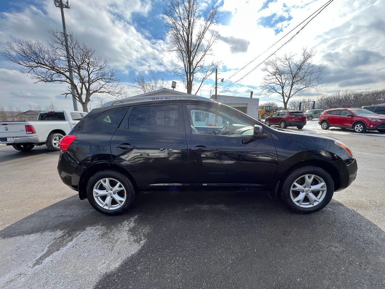 Used 2008 Nissan Rogue SL w/ Moonroof Pkg image 5