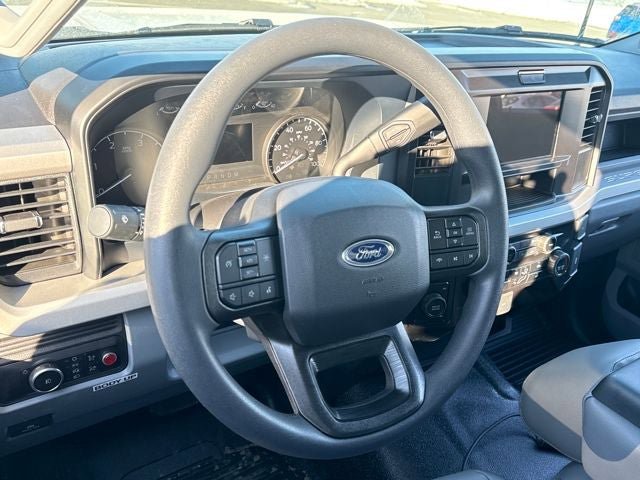 New 2026 Ford F550 4x4 Regular Cab Super Duty image 17