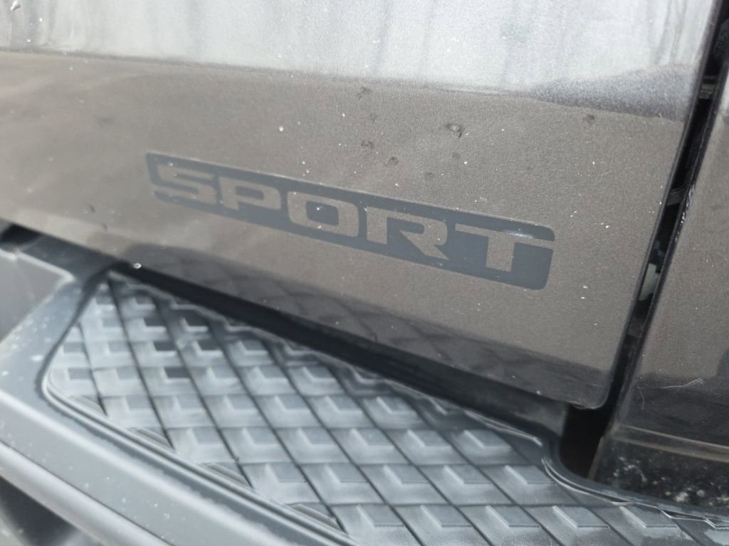 Used 2020 Jeep Gladiator Sport image 7