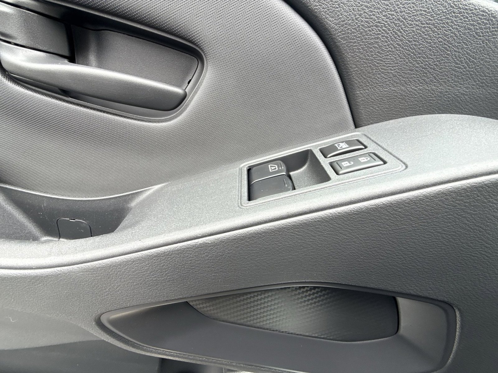 Used 2024 Nissan Frontier S w/ S Utility Package image 14