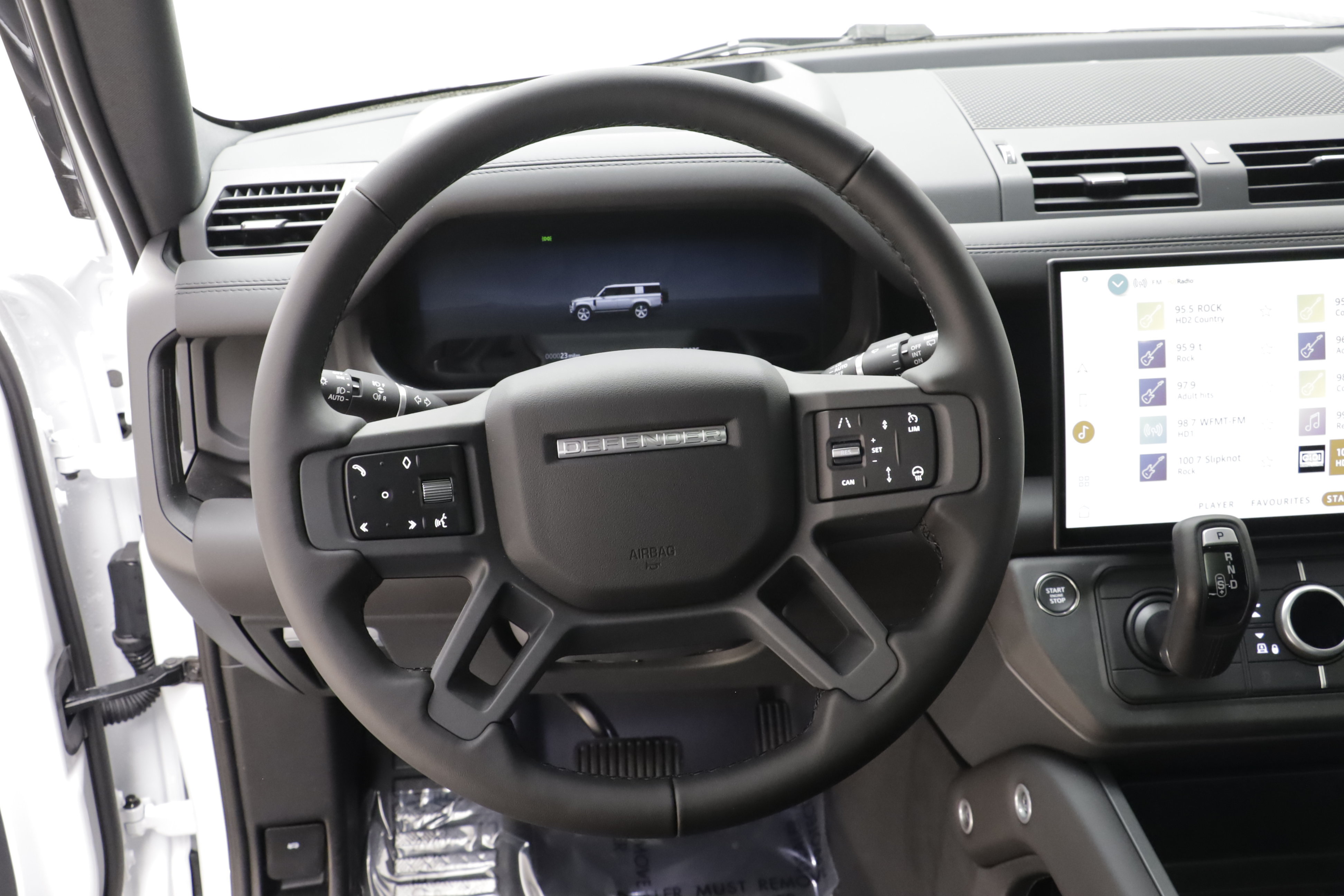 New 2026 Land Rover Defender 130 S AWD/4WD image 9