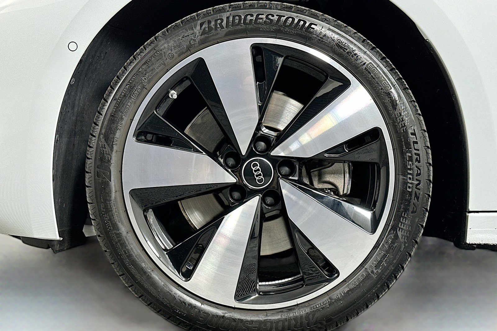 Used 2025 Audi A5 2.0T Premium Plus w/ Premium Plus image 11