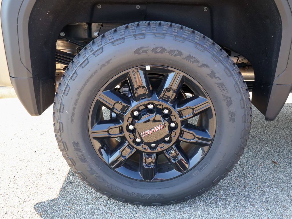 New 2026 GMC Sierra 2500 AT4 w/ AT4 Premium Plus Package AWD/4WD image 37