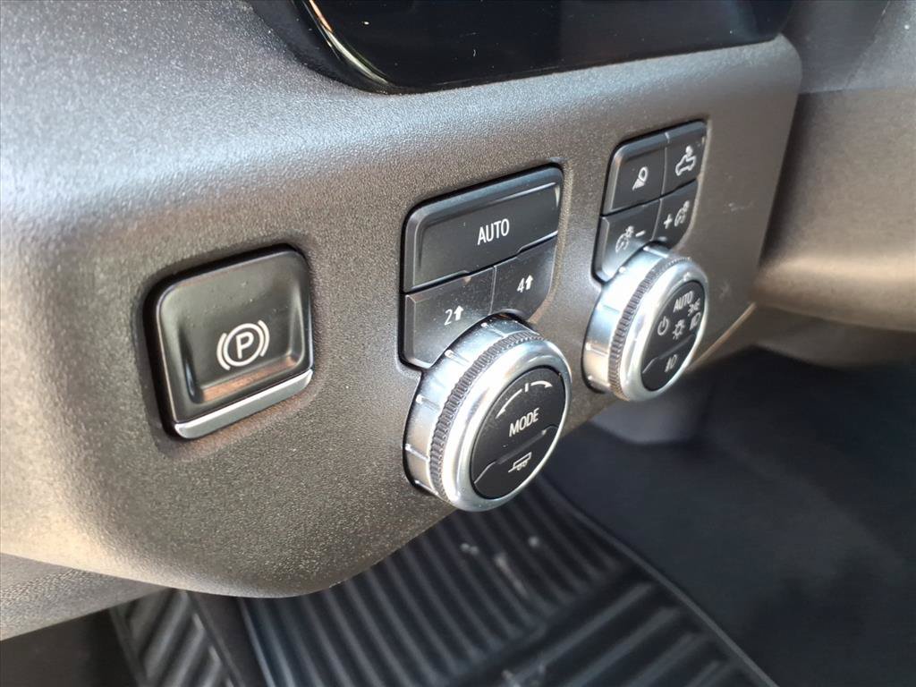 Used 2025 GMC Sierra 1500 SLT AWD/4WD image 22