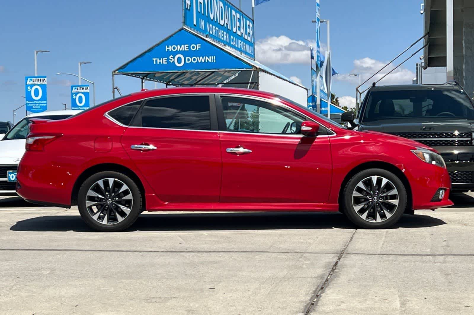 Used 2016 Nissan Sentra SR w/ Driver's Assist Package FWD image 9