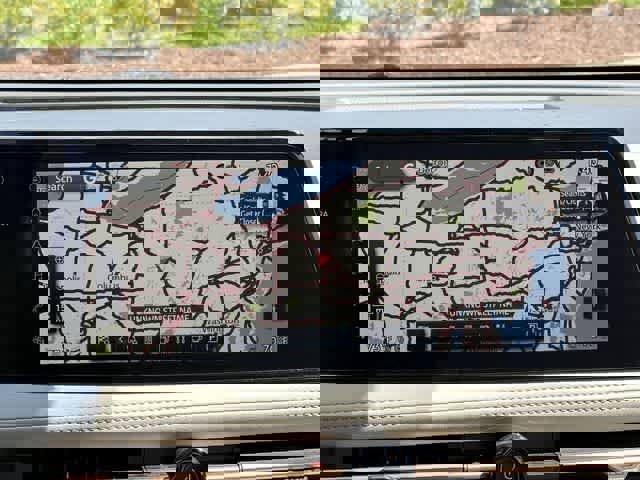 Used 2023 Nissan Ariya AWD image 12