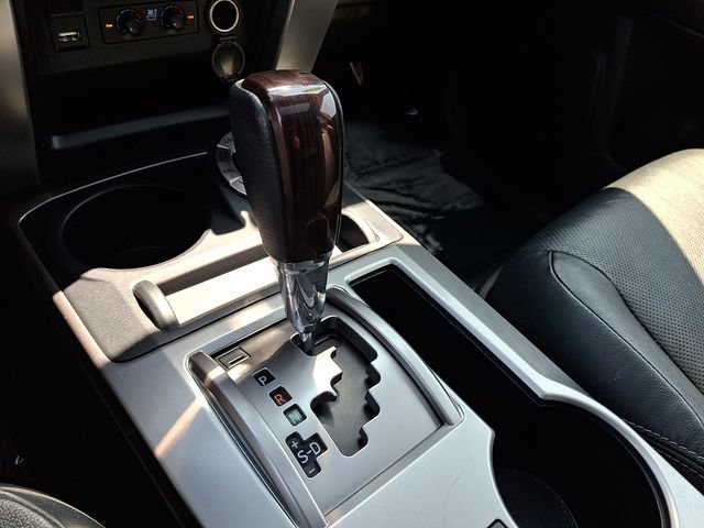 Used 2022 Toyota 4Runner Limited AWD/4WD image 17