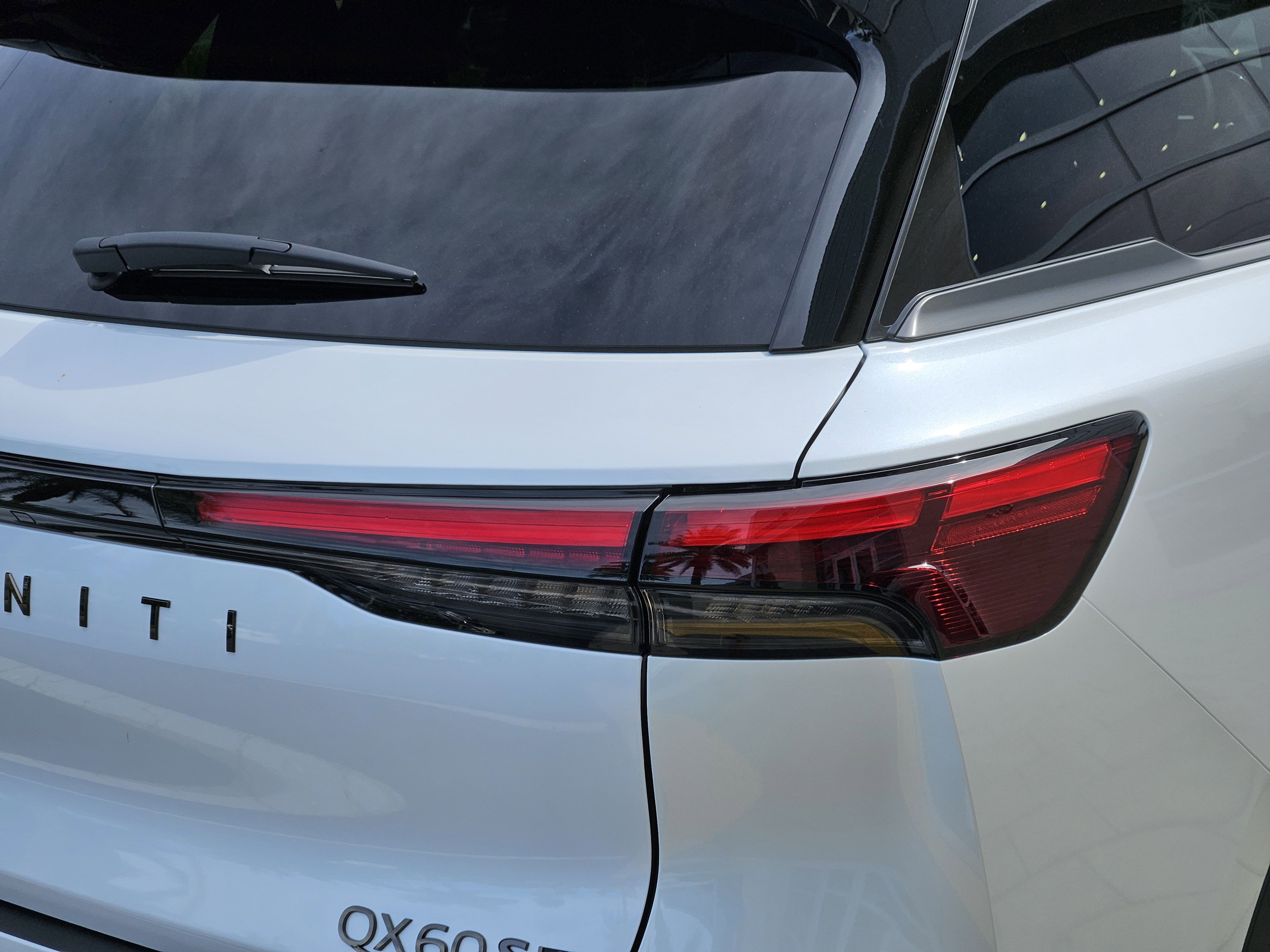 New 2026 INFINITI QX60 Luxe w/ Dark Cargo Package image 9