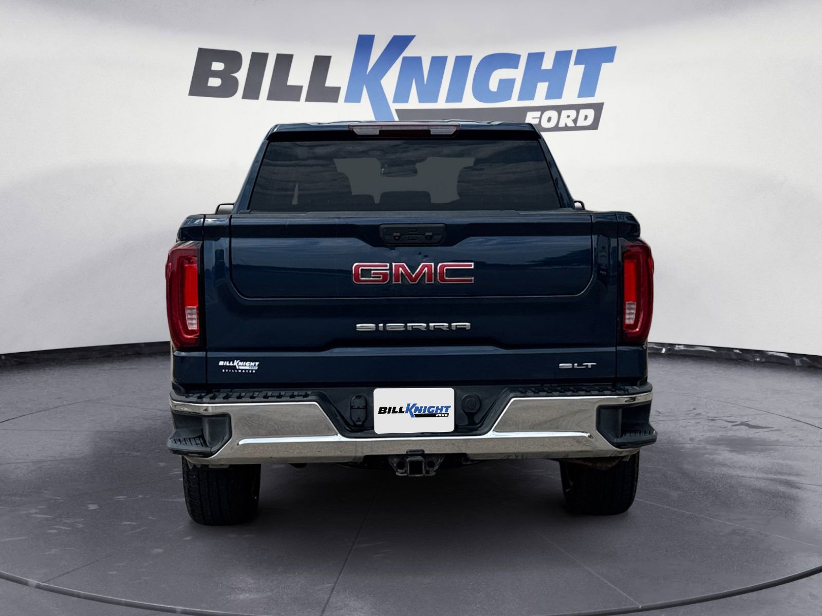 Used 2022 GMC Sierra 1500 SLT w/ SLT Premium Package image 4