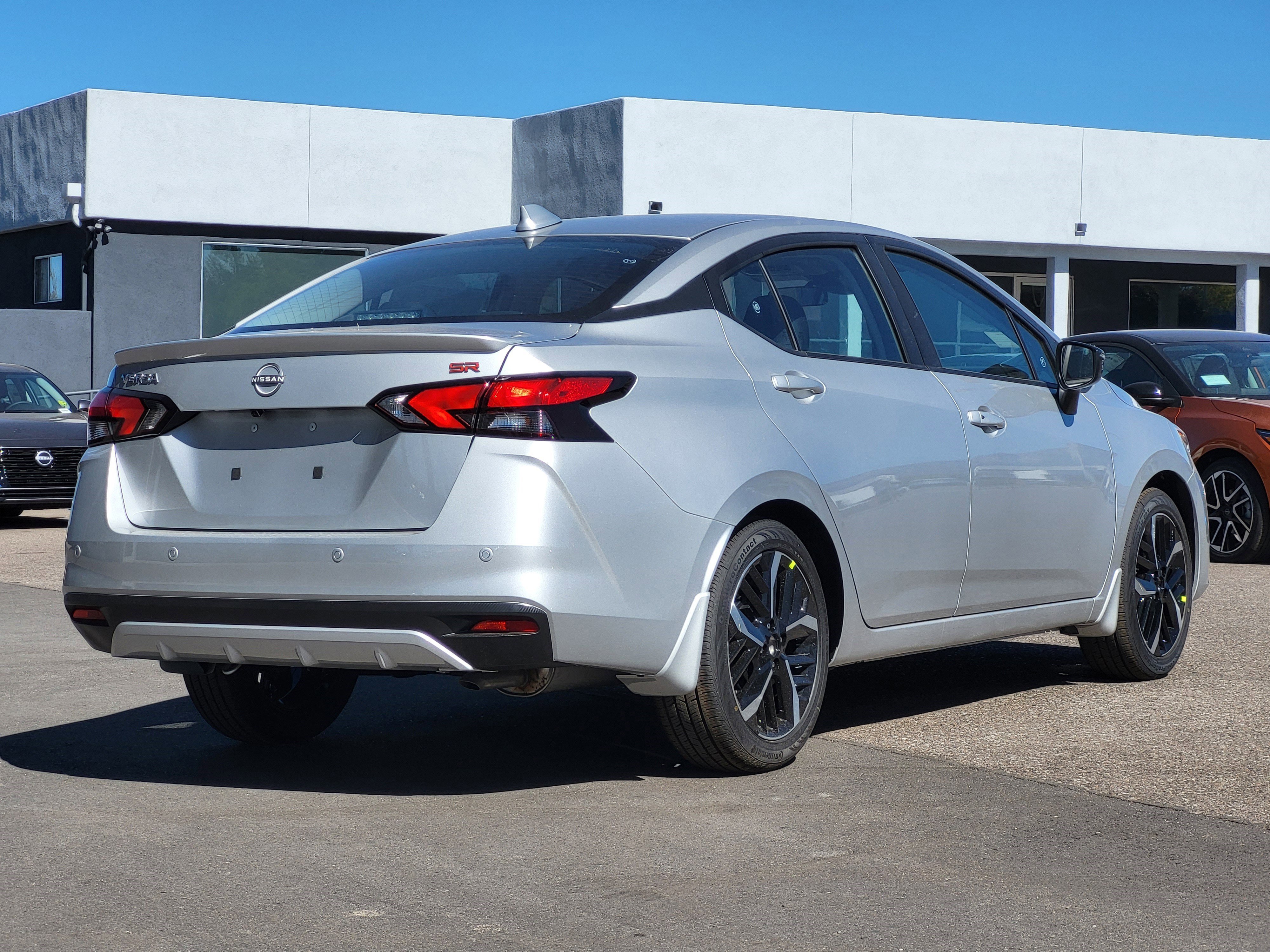 New 2025 Nissan Versa SR w/ Trunk Package image 6