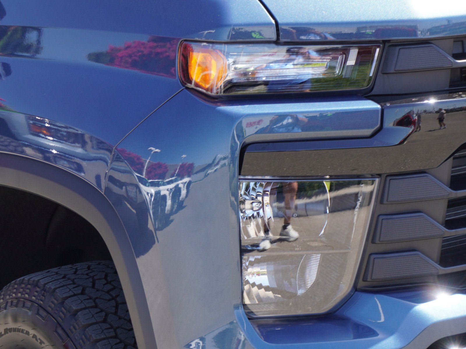 Used 2026 Chevrolet Silverado 2500 Custom w/ Custom Value Package AWD/4WD image 3