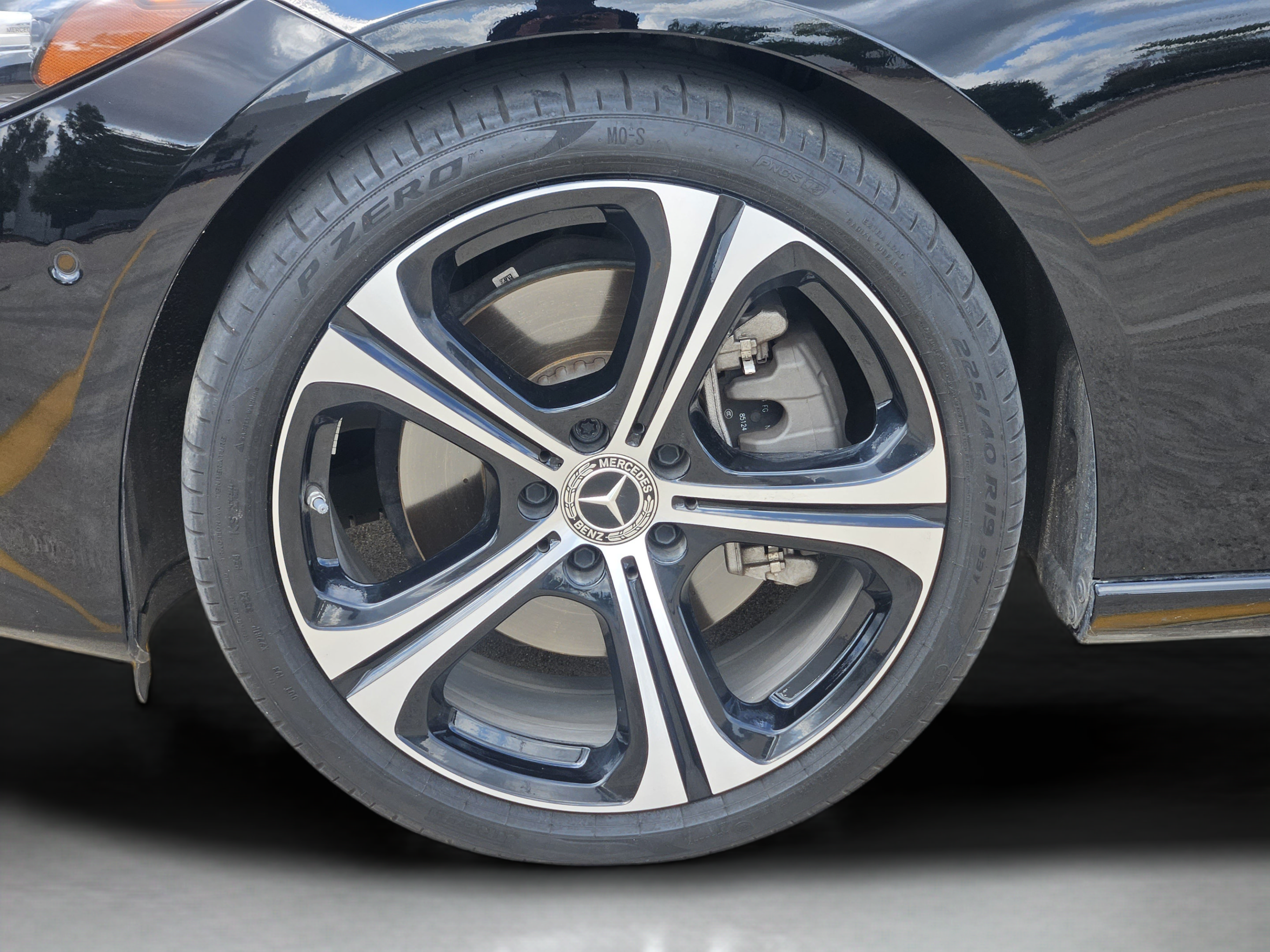 Certified 2025 Mercedes-Benz C 300 Sedan image 27