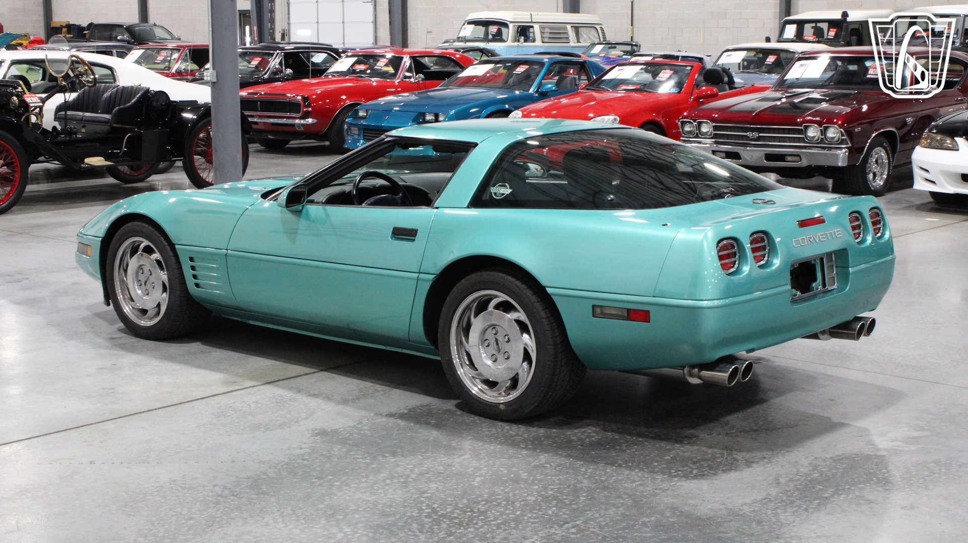 Used 1991 Chevrolet Corvette Coupe RWD image 23