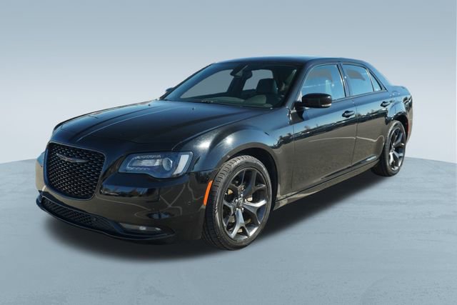 Used 2023 Chrysler 300 S image 3