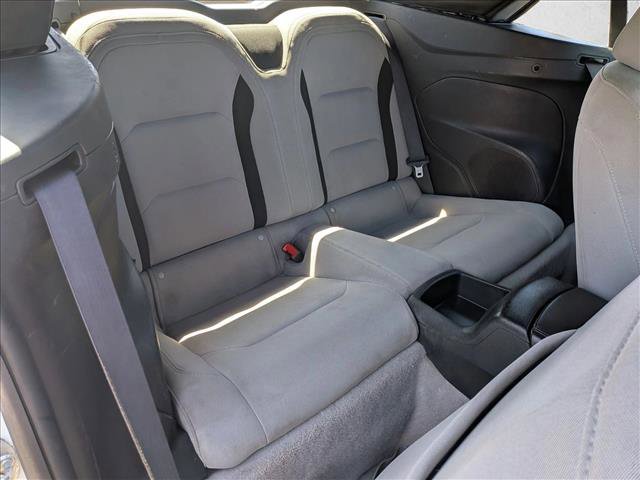 Used 2020 Chevrolet Camaro LT RWD image 18