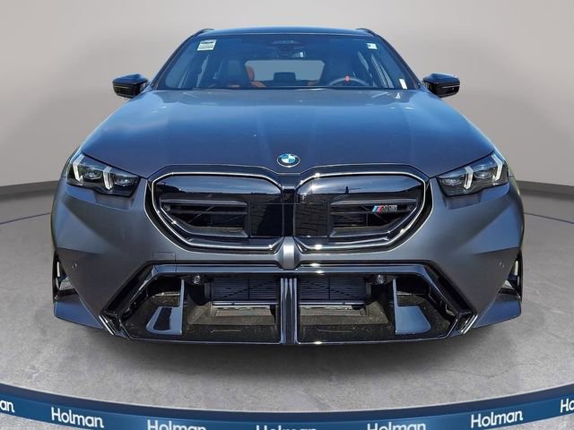New 2026 BMW M5 Touring image 2