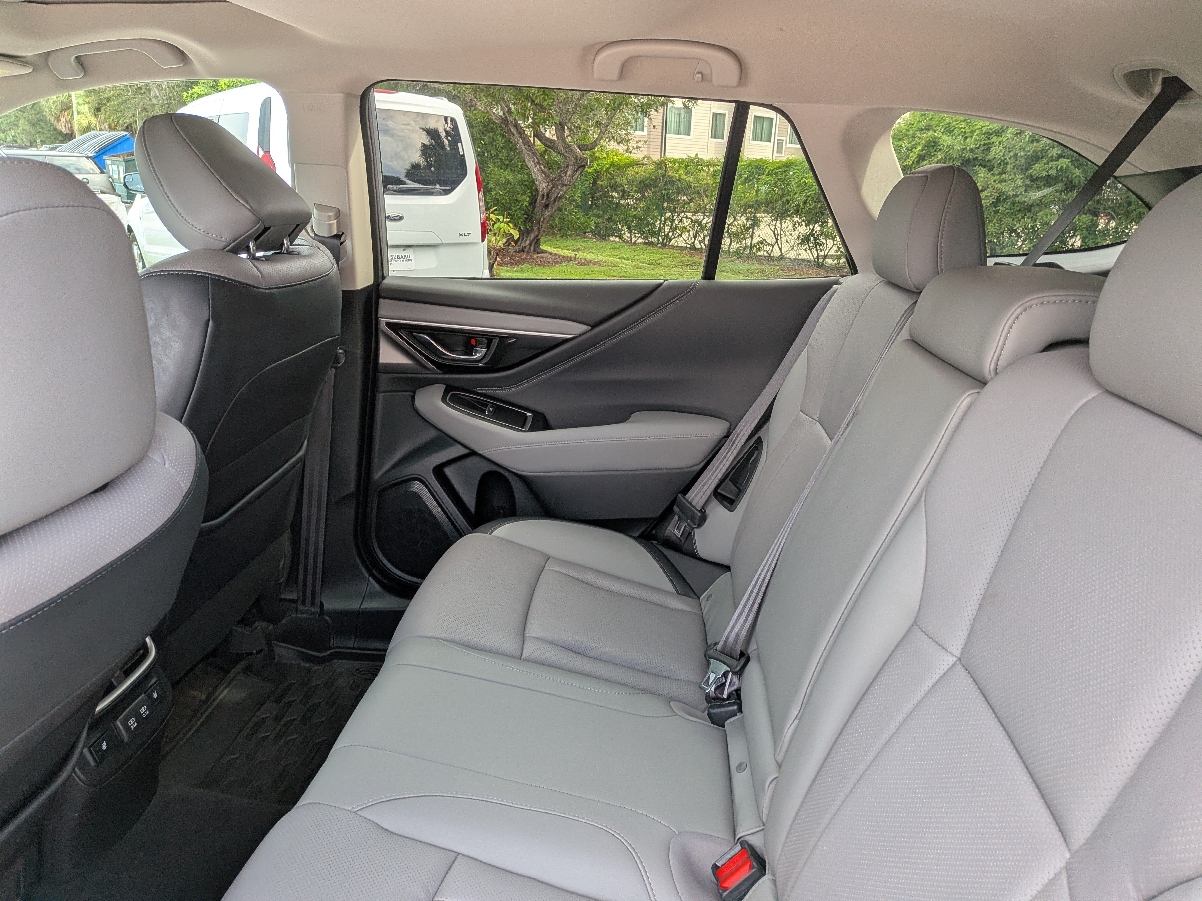 Certified 2022 Subaru Outback Limited AWD/4WD image 15