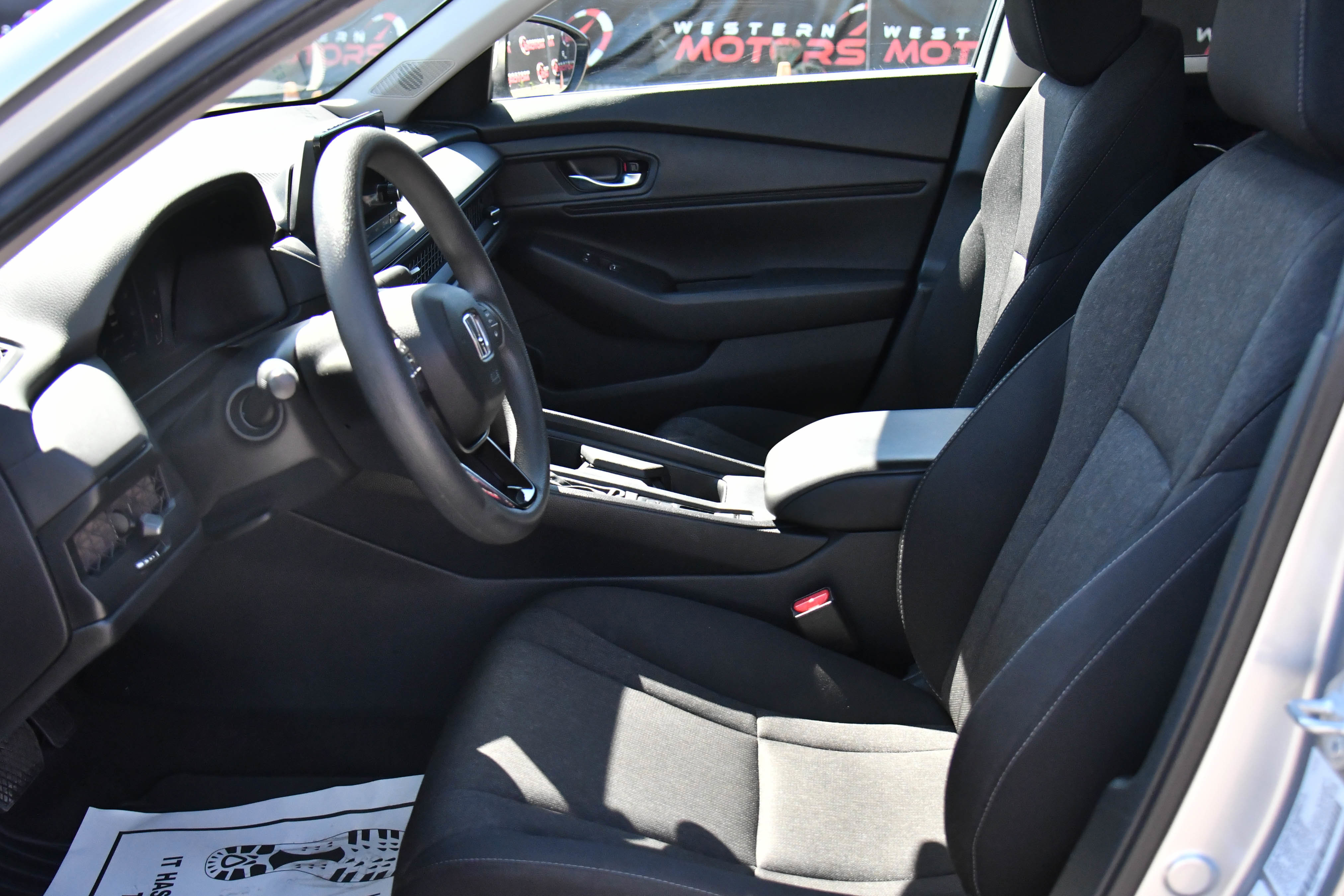 Used 2024 Honda Accord EX image 17