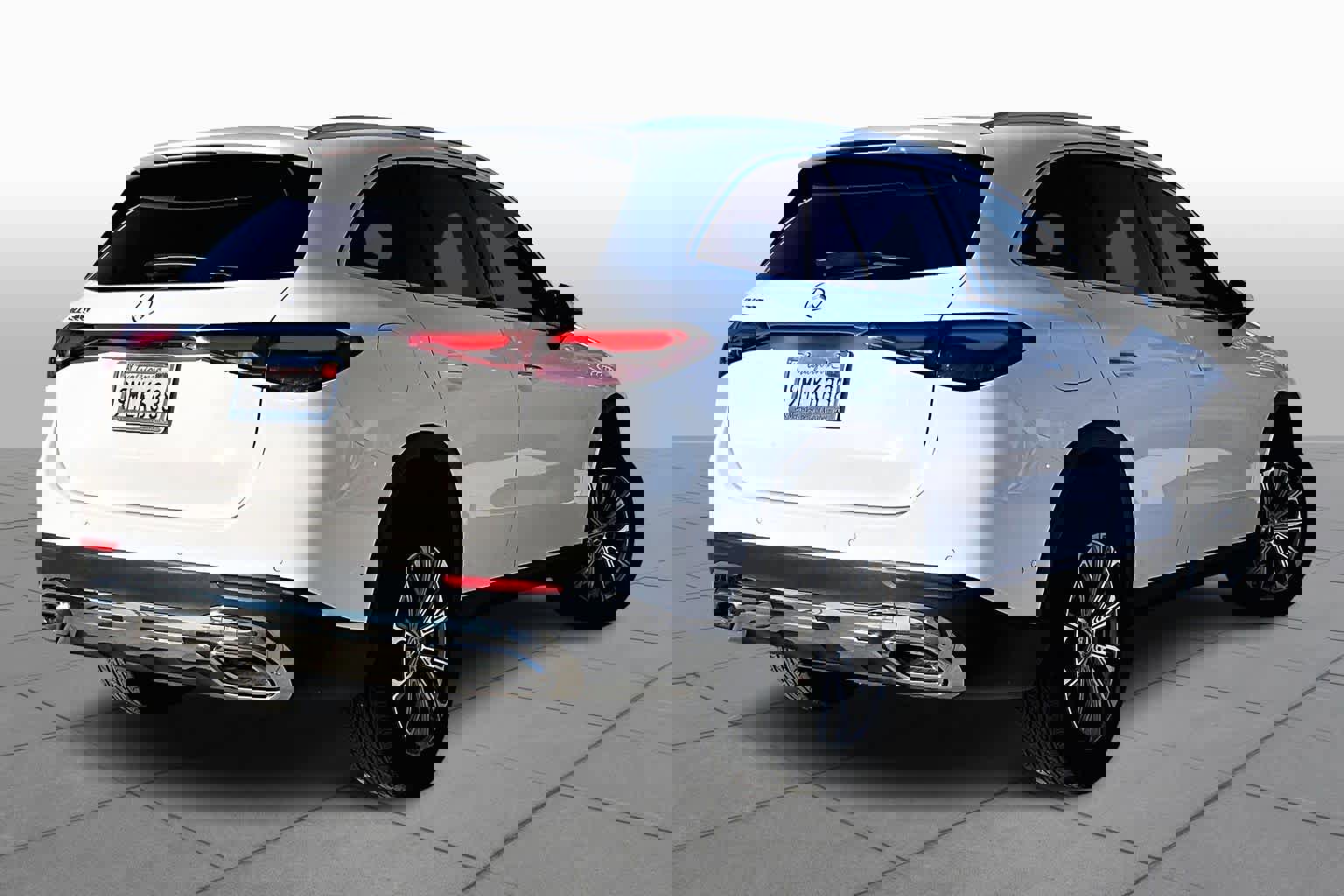 Used 2024 Mercedes-Benz GLC 300 image 12