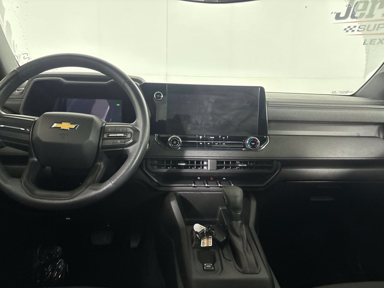Used 2023 Chevrolet Colorado W/T RWD image 23
