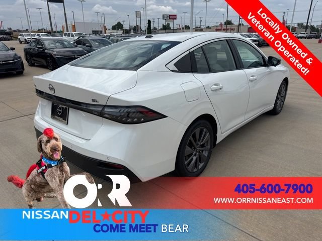 New 2026 Nissan Sentra SL w/ Floor Mat Package FWD image 5