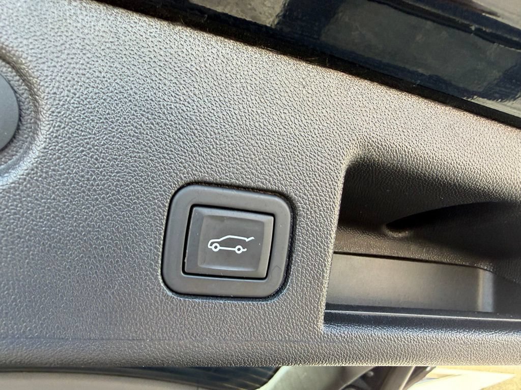 Certified 2024 Chevrolet Equinox LT FWD image 19