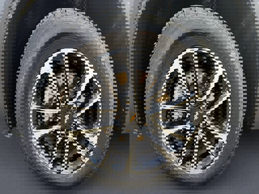 Used 2025 Chevrolet TrailBlazer LT image 9