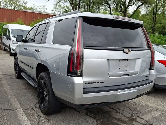 Used 2019 Cadillac Escalade Luxury AWD/4WD image 4