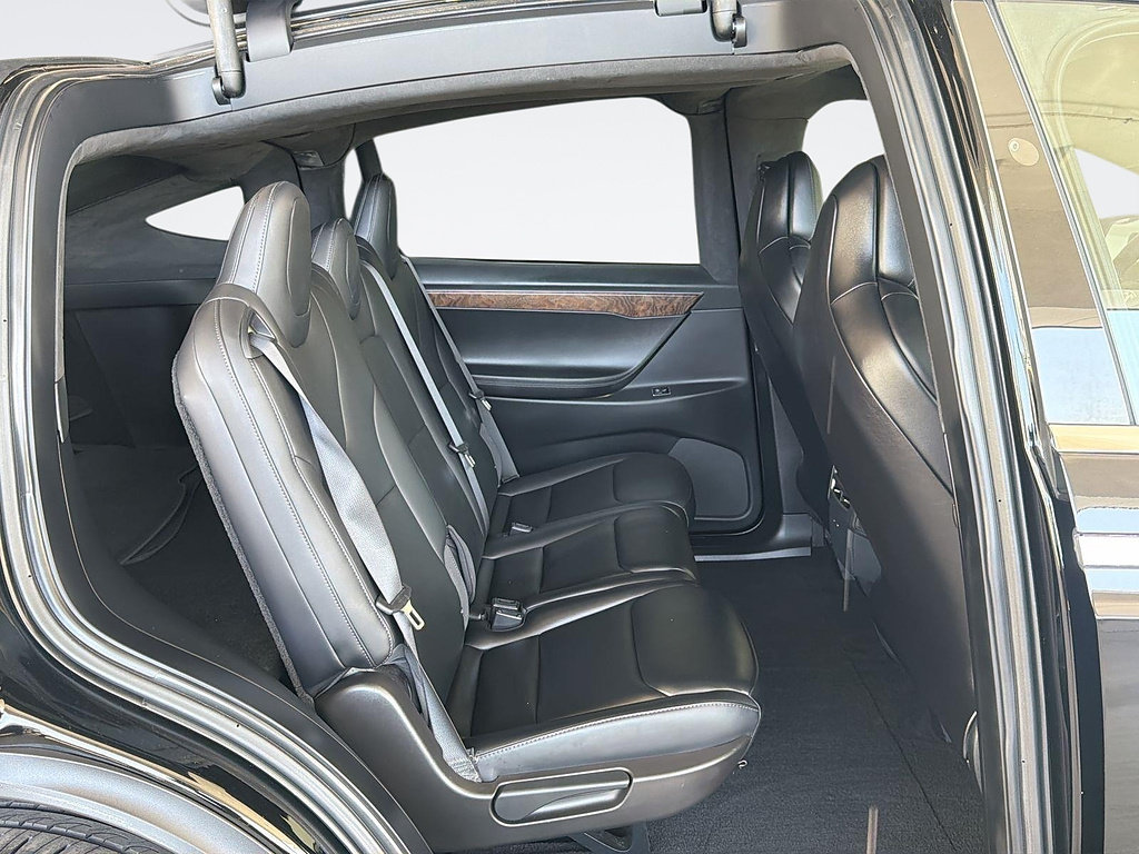 Used 2018 Tesla Model X 75D AWD/4WD image 31
