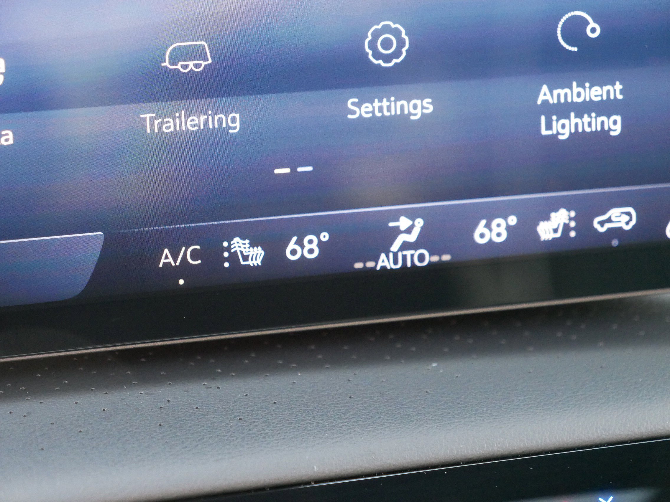 Certified 2025 Buick Enclave Avenir w/ Super Cruise Package image 34