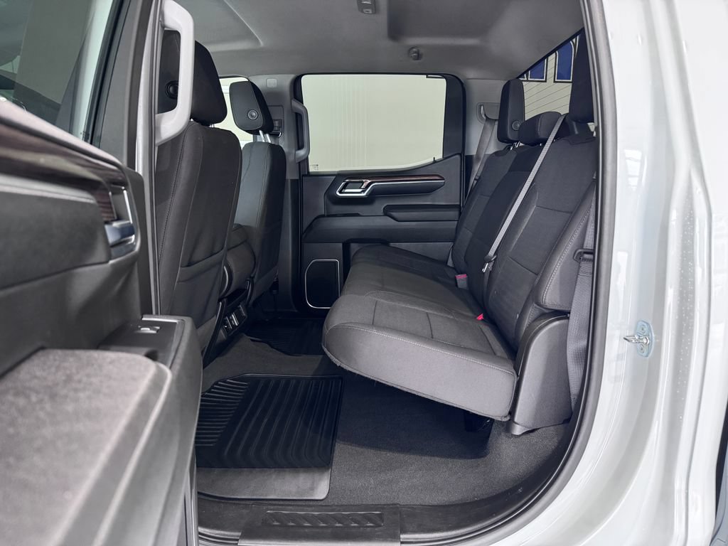 Certified 2023 Chevrolet Silverado 1500 RST AWD/4WD image 10